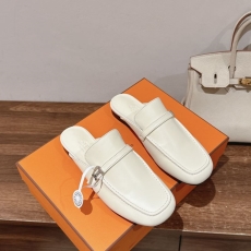 Hermes Slippers